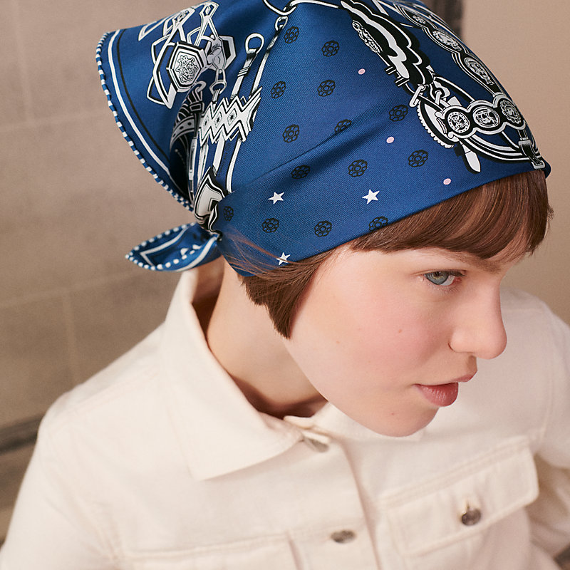 HERMES バンダナ Brides et Destin bandana 55 直営店ラッピング brides-et-destin-bandana-55--